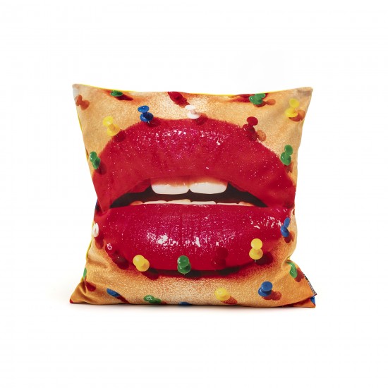 SELETTI TOILETPAPER MOUTH WITH PINS CUSCINO