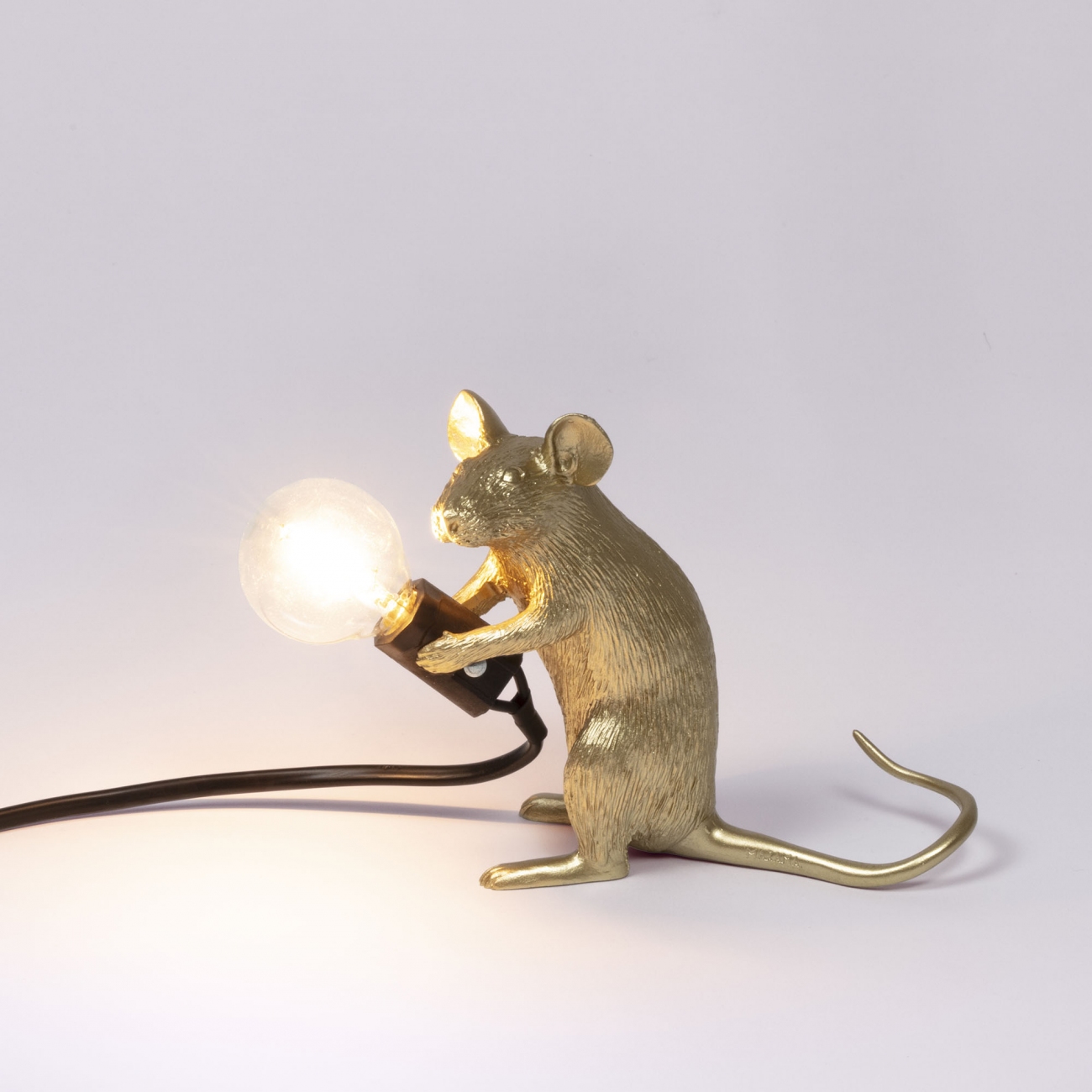 Seletti Mouse Lamp Gold Mac Sitting