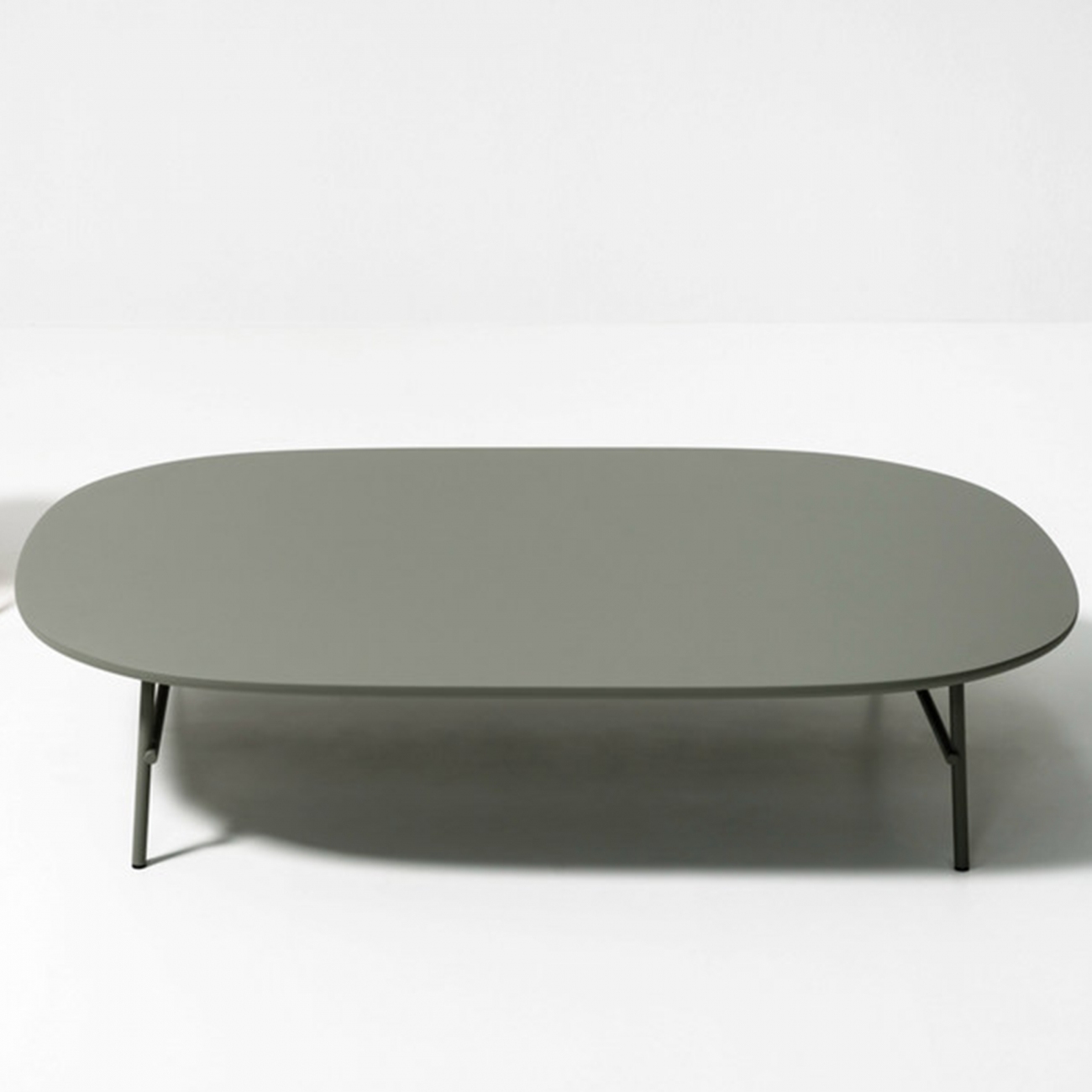 Tacchini Kelly B Occasional table