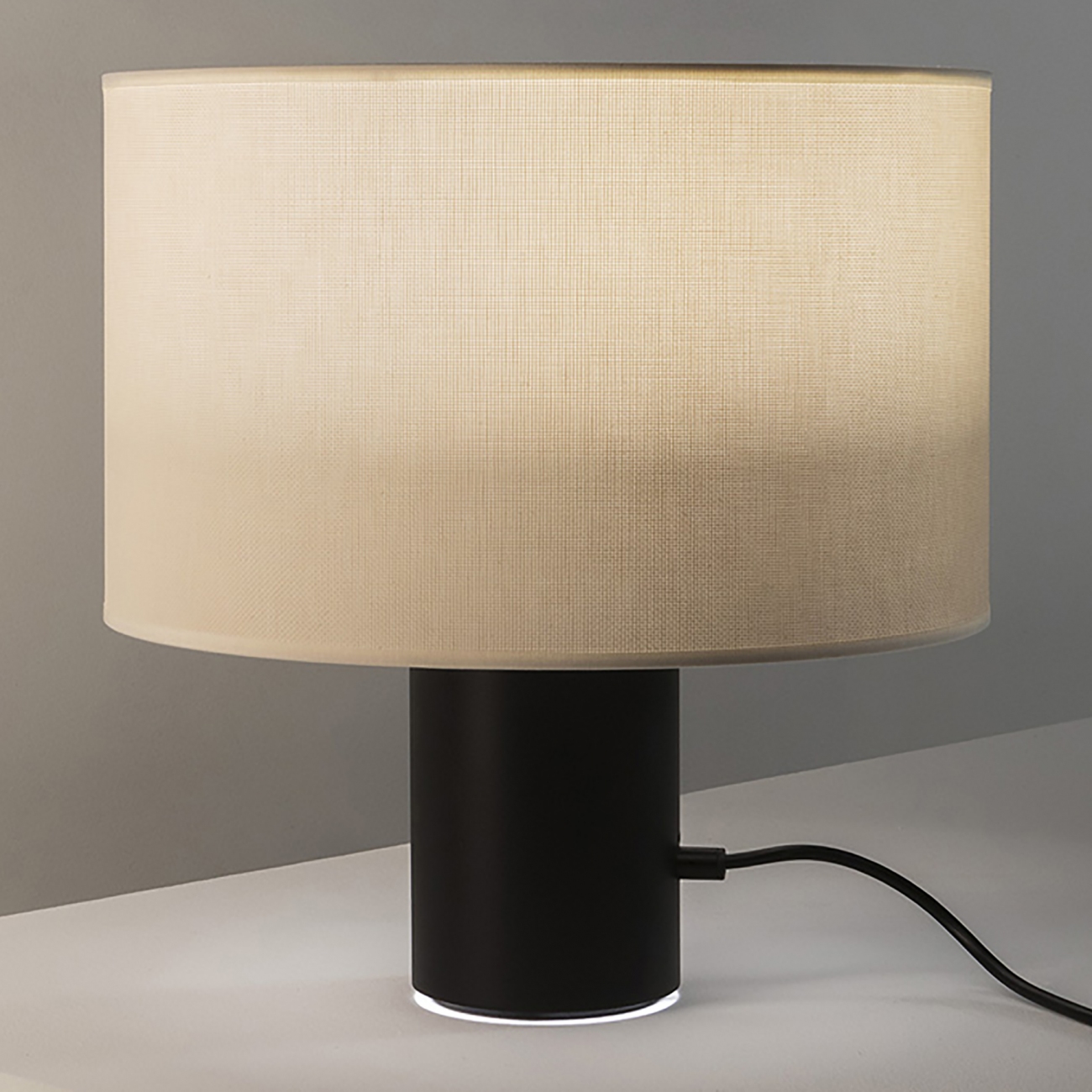 Estiluz Cyls table lamp