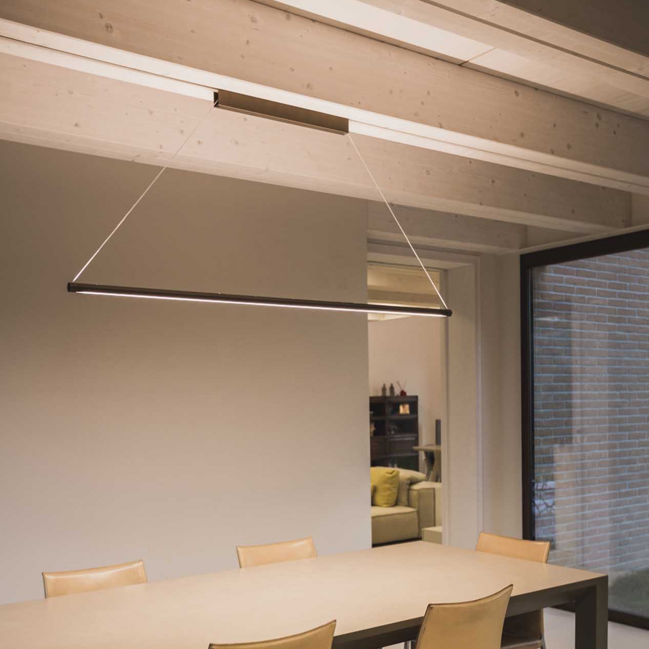 Olev Poly Linear Suspension Lamp